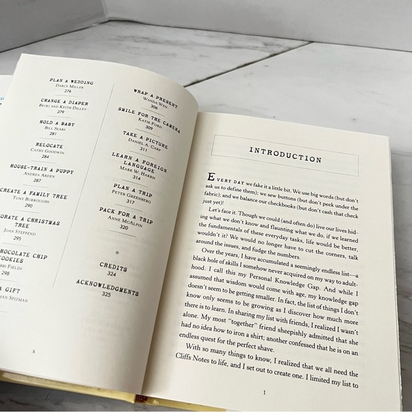 The Experts' Guide to 100 Things Everyone Should Know How to Do Hard Cover Book - Picture 3 of 11